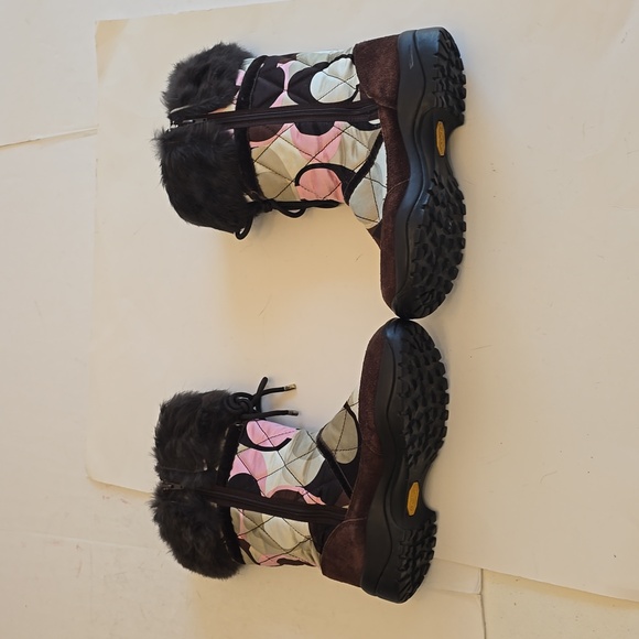 Coach Women's Monogram C's Quilted Sasha Winter Snow Boots Fur Trim Size 8.5 - Picture 9 of 17